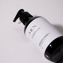 Load image into Gallery viewer, 4MEN OIL CONTROL Cleansing shampoo.